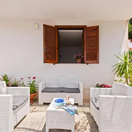 Holiday In Torremezzo Di Falconara Near Beach Casa vacanze *